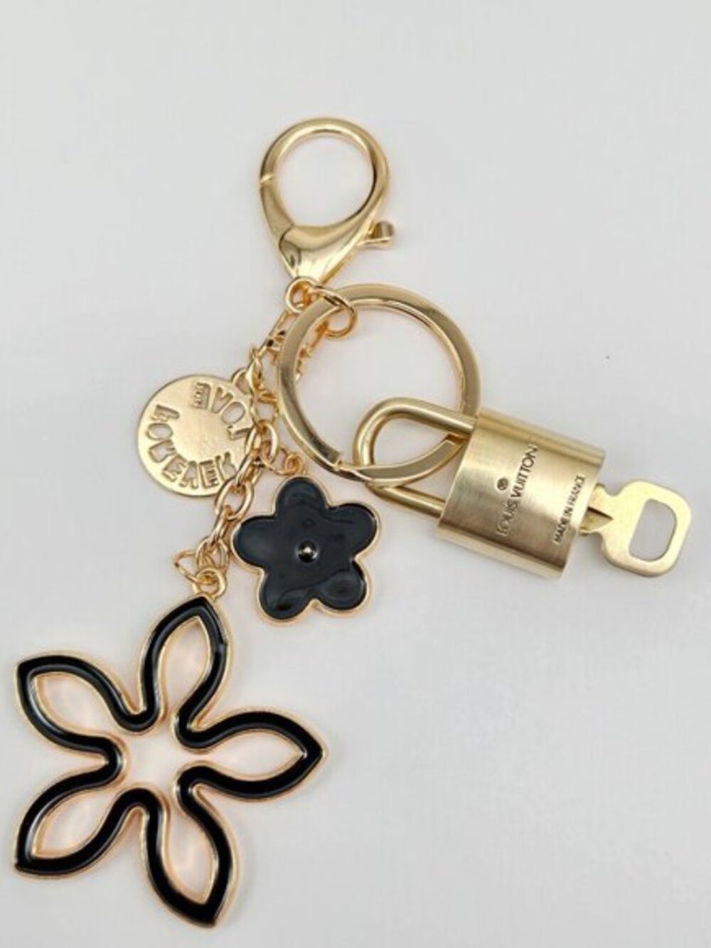 Authentic Louis Vuitton Gold Lock & Key 🔑 Bag Charm w/ Unbranded Flower Charm - Picture 6 of 10